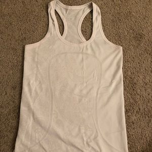 Lululemon swiftly tank